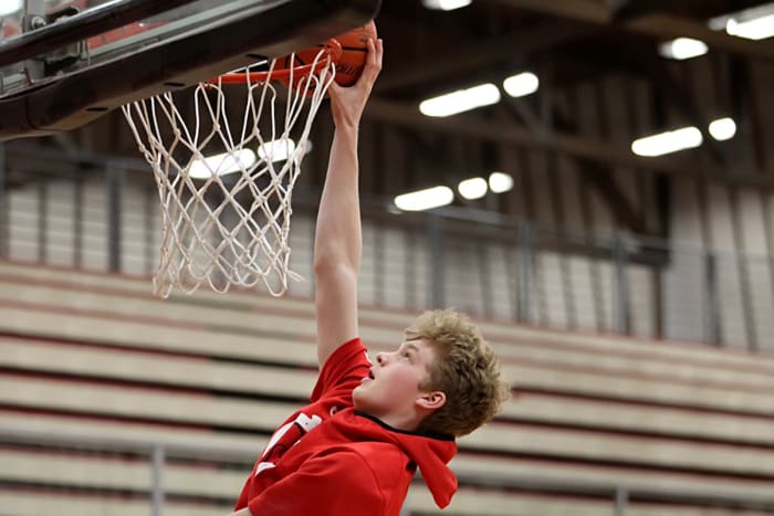 Thurston.Willamette.boys-basketball.Michele-Bunch.12